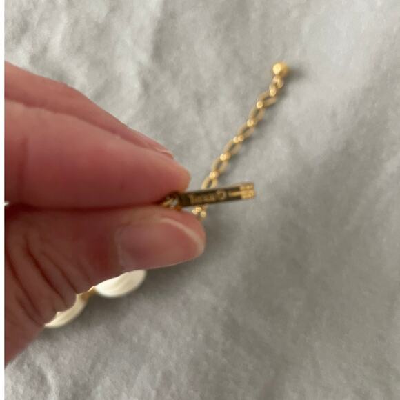 Set/2 Vintage White Textured Necklace and Earring Sets Lisner and Trifari Marked - Picture 11 of 11